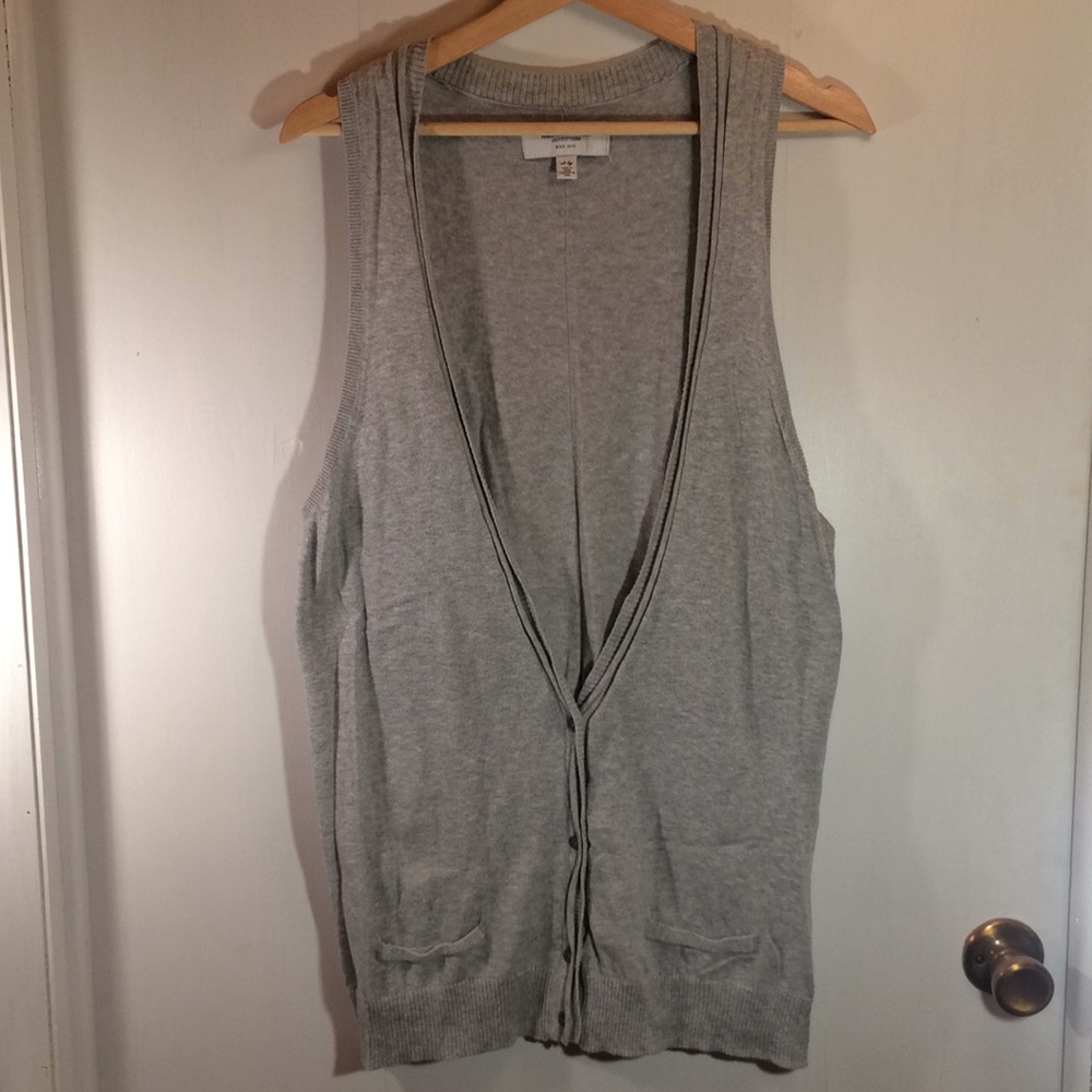 AE Sweater Vest